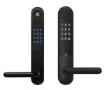 Jämförelse av Yale Doorman L3 och en klassisk modell. Två svarta digitala dörrlås med handtag och knappsats.